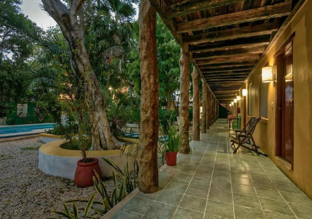 Esduma Iguanas Hotel Playa Del Carmen Dış mekan fotoğraf